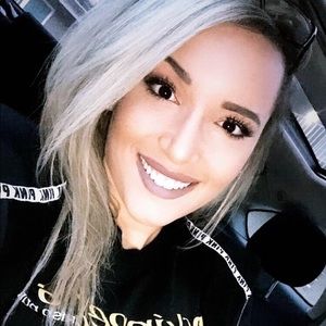 Meet your Posher, Natisha